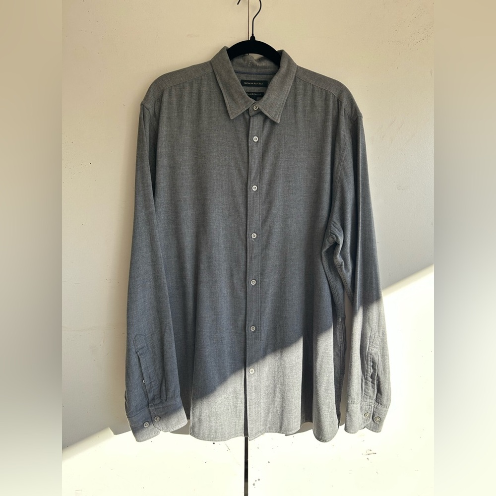 Banana Republic men’s button up long sleeve Camden fit grey size XL
